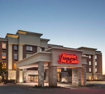 Hampton Inn and Suites Grafton Exterior