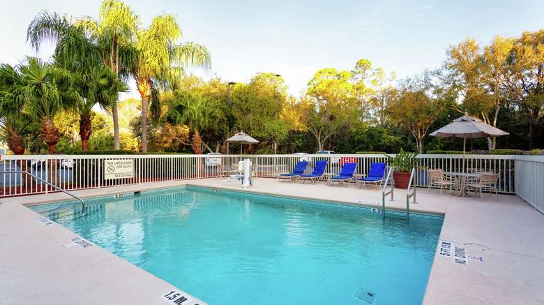 <b>Hampton Inn - Melbourne Pool</b>. Images powered by <a href="https://iceportal.shijigroup.com/" title="IcePortal" target="_blank">IcePortal</a>.