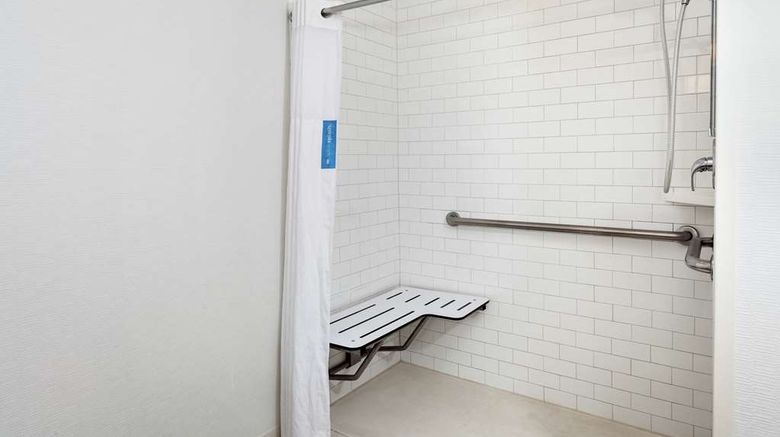 <b>Hampton Inn - Melbourne Room</b>. Images powered by <a href="https://iceportal.shijigroup.com/" title="IcePortal" target="_blank">IcePortal</a>.