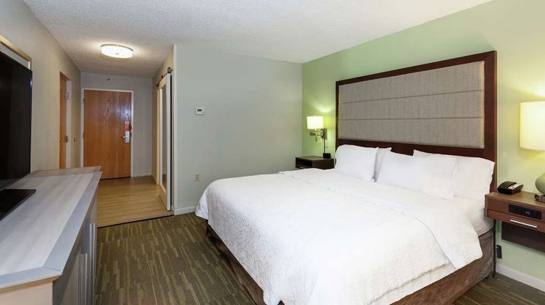 <b>Hampton Inn - Melbourne Other</b>. Images powered by <a href="https://iceportal.shijigroup.com/" title="IcePortal" target="_blank">IcePortal</a>.