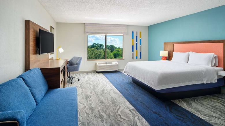 <b>Hampton Inn Viera Room</b>. Images powered by <a href="https://iceportal.shijigroup.com/" title="IcePortal" target="_blank">IcePortal</a>.
