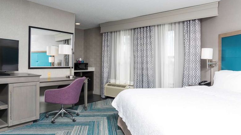 <b>Hampton Inn Midland Room</b>. Images powered by <a href="https://iceportal.shijigroup.com/" title="IcePortal" target="_blank">IcePortal</a>.