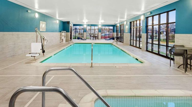 Hampton Inn Middletown Pool