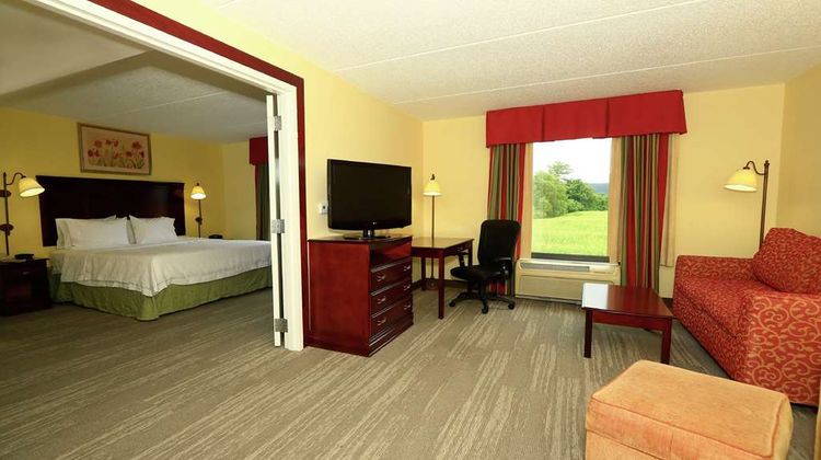Hampton Inn & Suites Lamar Room