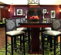Hampton Inn & Suites Lamar Lobby