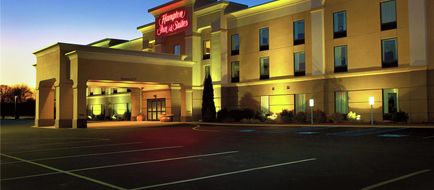 Hampton Inn & Suites Lamar Exterior