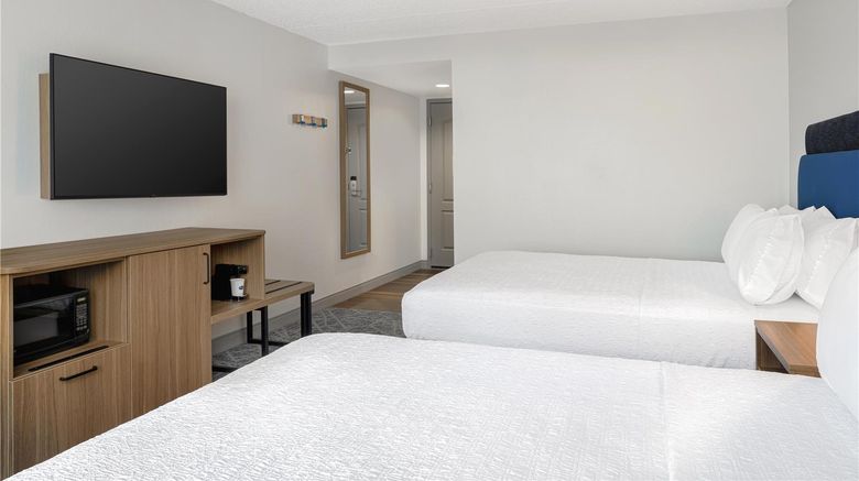 <b>Hampton Inn & Suites Lamar Room</b>. Images powered by <a href="https://iceportal.shijigroup.com/" title="IcePortal" target="_blank">IcePortal</a>.