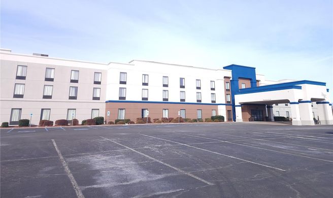 Hampton Inn & Suites Lamar Exterior