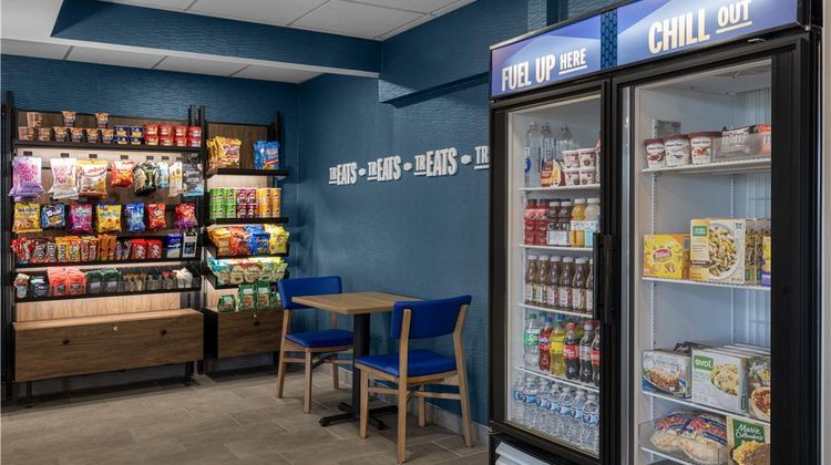Hampton Inn & Suites Moline Restaurant