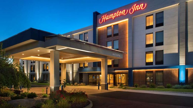 <b>Hampton Inn Middletown Exterior</b>. Images powered by <a href="https://iceportal.shijigroup.com/" title="IcePortal" target="_blank">IcePortal</a>.