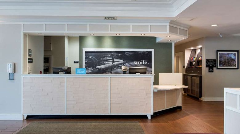 <b>Hampton Inn Middletown Lobby</b>. Images powered by <a href="https://iceportal.shijigroup.com/" title="IcePortal" target="_blank">IcePortal</a>.