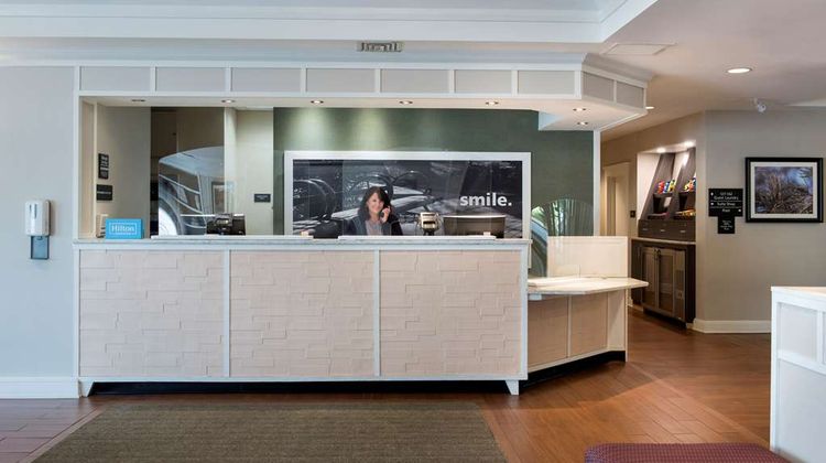 Hampton Inn Middletown Lobby