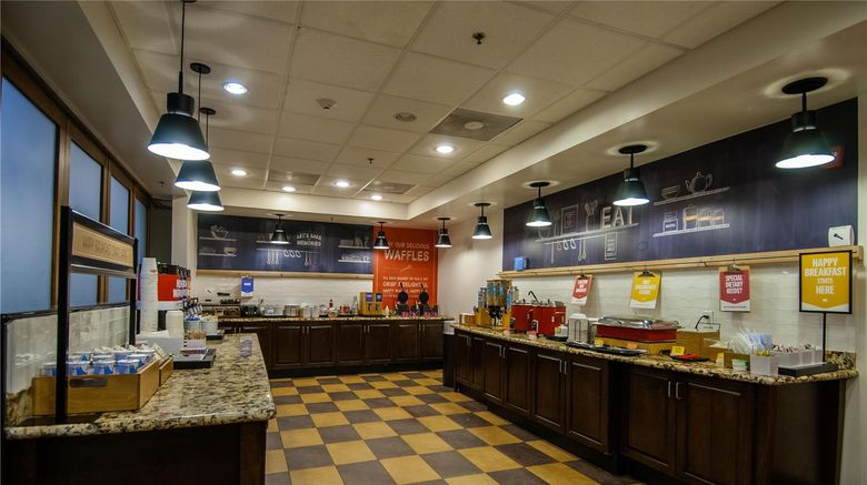 <b>Hampton Inn West Monroe Restaurant</b>. Images powered by <a href="https://iceportal.shijigroup.com/" title="IcePortal" target="_blank">IcePortal</a>.
