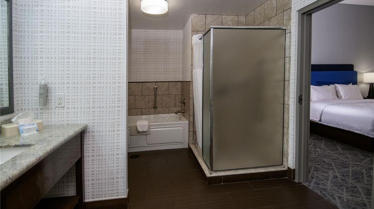 Hampton Inn West Monroe Room