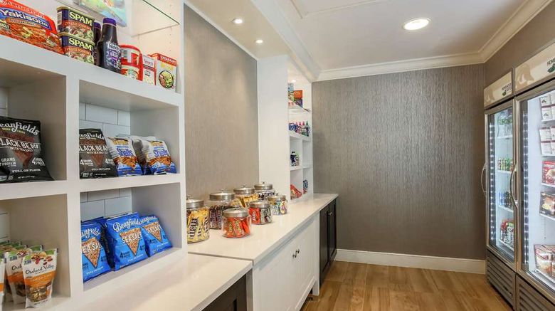 <b>Homewood Suites Long Island-Melville Restaurant</b>. Images powered by <a href="https://iceportal.shijigroup.com/" title="IcePortal" target="_blank">IcePortal</a>.