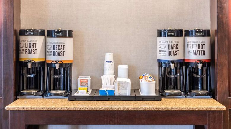 <b>Hampton Inn Manassas Restaurant</b>. Images powered by <a href="https://iceportal.shijigroup.com/" title="IcePortal" target="_blank">IcePortal</a>.