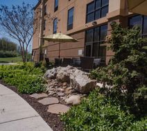 Hampton Inn & Suites Woodstock Exterior