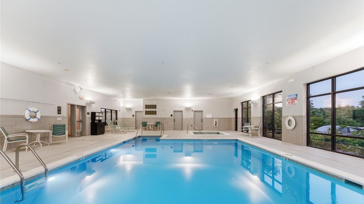Hampton Inn & Suites Woodstock Pool