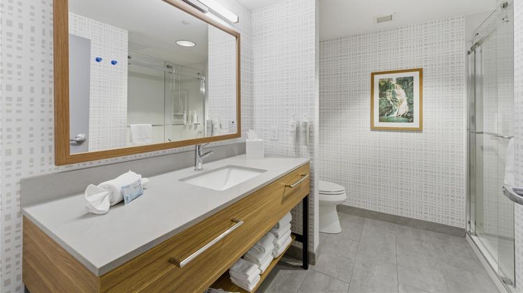 Hampton Inn & Suites Woodstock Room