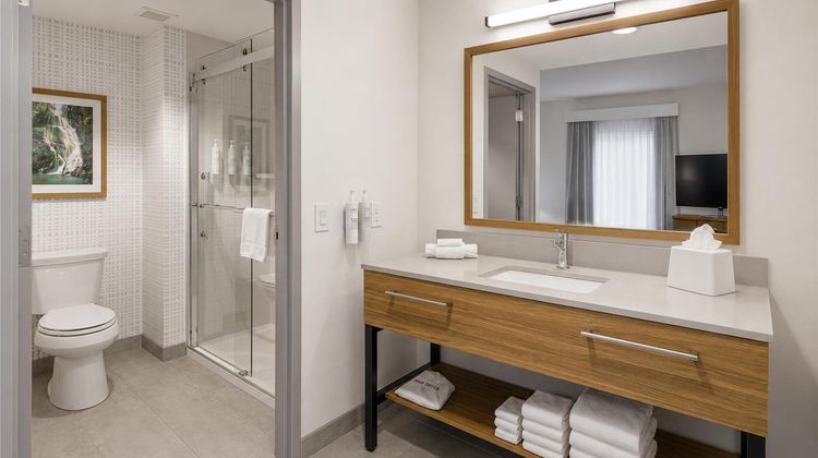 Hampton Inn & Suites Woodstock Room