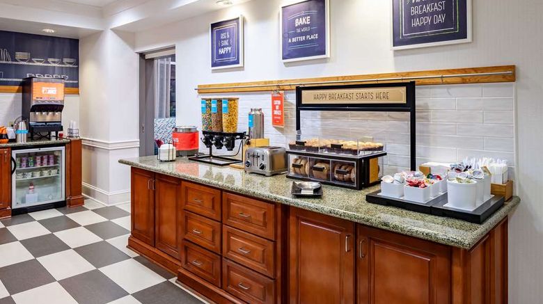 <b>Hampton Inn & Suites Mobile I-65-Airport Restaurant</b>. Images powered by <a href="https://iceportal.shijigroup.com/" title="IcePortal" target="_blank">IcePortal</a>.