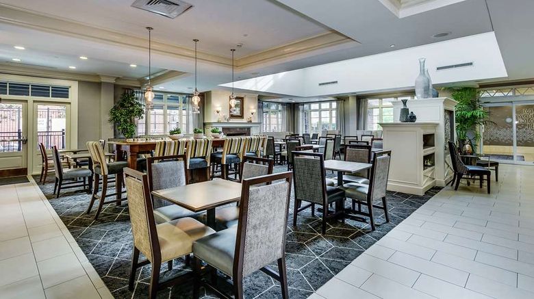 <b>Hampton Inn & Suites Dtwn Historic Restaurant</b>. Images powered by <a href="https://iceportal.shijigroup.com/" title="IcePortal" target="_blank">IcePortal</a>.