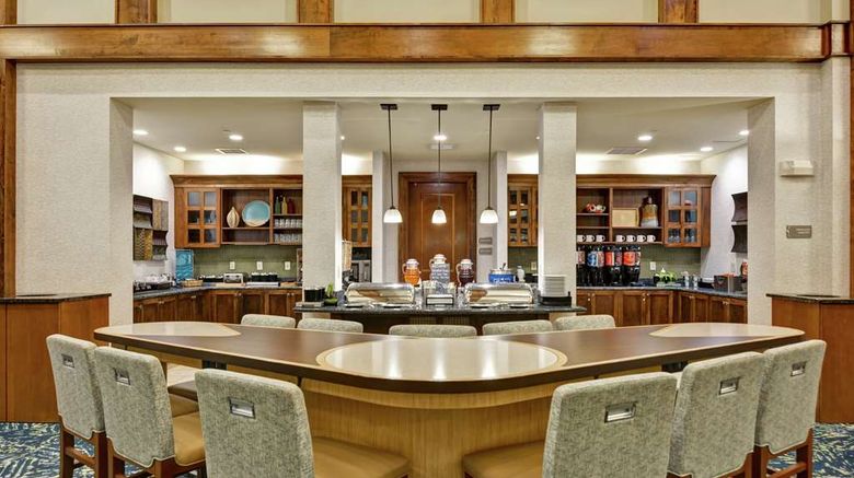 <b>Homewood Suites by Hilton-East Bay Lobby</b>. Images powered by <a href="https://iceportal.shijigroup.com/" title="IcePortal" target="_blank">IcePortal</a>.