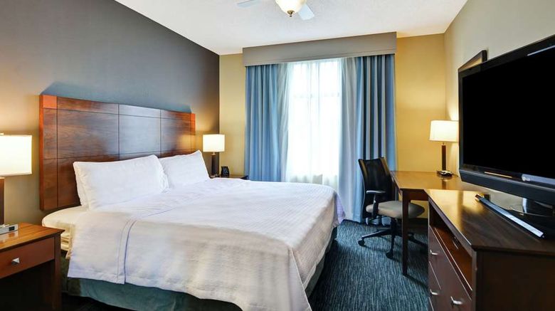 <b>Homewood Suites by Hilton-East Bay Room</b>. Images powered by <a href="https://iceportal.shijigroup.com/" title="IcePortal" target="_blank">IcePortal</a>.
