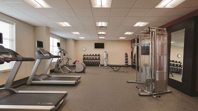 <b>Homewood Suites Mobile I-65/Airport Health</b>. Images powered by <a href="https://iceportal.shijigroup.com/" title="IcePortal" target="_blank">IcePortal</a>.