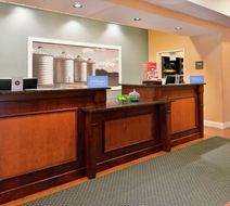 Hampton Inn Jackson AL Lobby