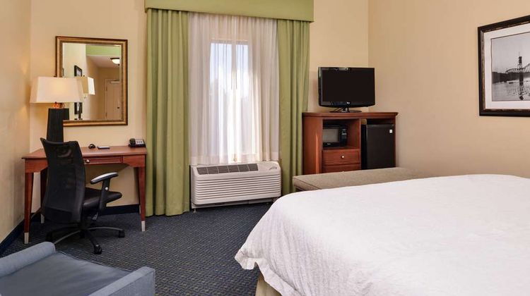 Hampton Inn Jackson AL Room