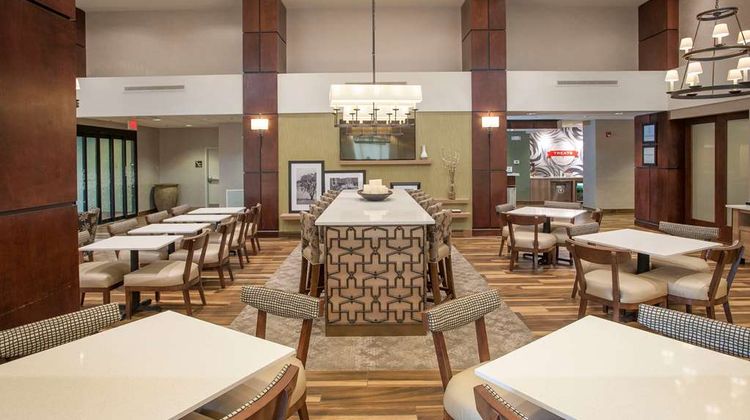 Hampton Inn Mobile Providence Park Lobby