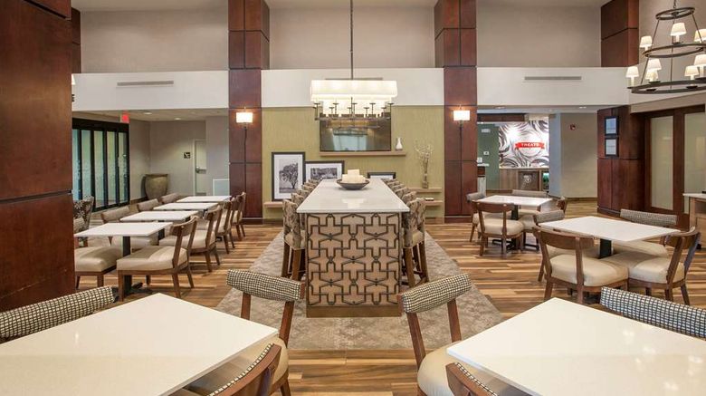 <b>Hampton Inn Mobile Providence Park Lobby</b>. Images powered by <a href="https://iceportal.shijigroup.com/" title="IcePortal" target="_blank">IcePortal</a>.