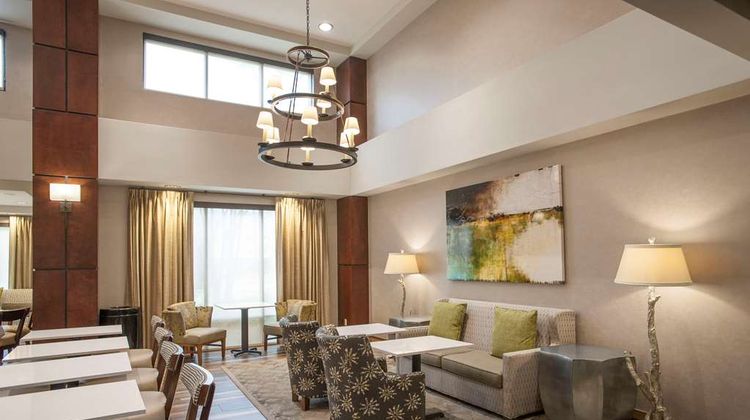 Hampton Inn Mobile Providence Park Lobby