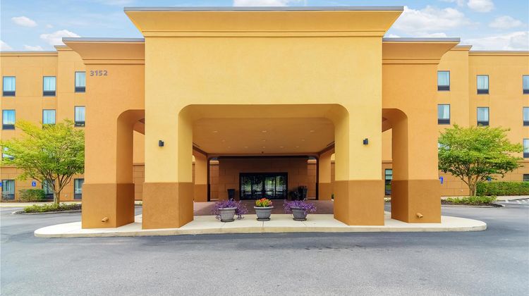Hampton Inn Foley Exterior