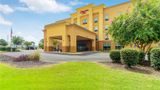 Hampton Inn Foley Exterior
