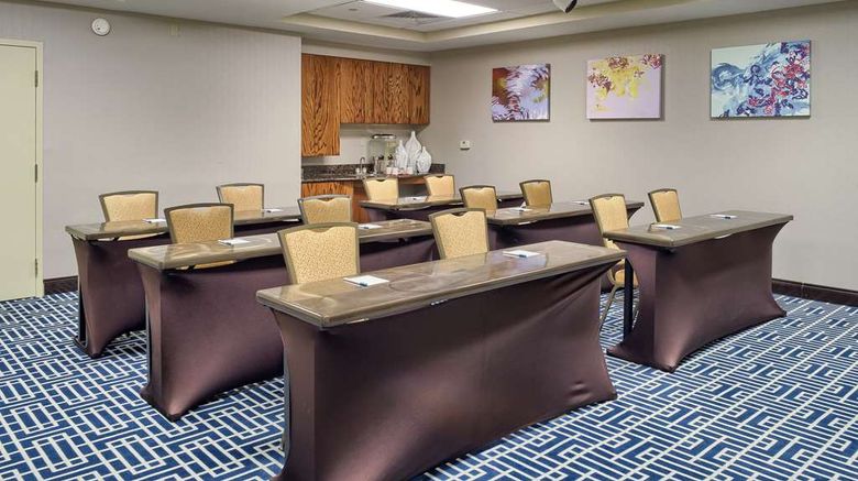 <b>Homewood Suites by Hilton Mobile Meeting</b>. Images powered by <a href="https://iceportal.shijigroup.com/" title="IcePortal" target="_blank">IcePortal</a>.
