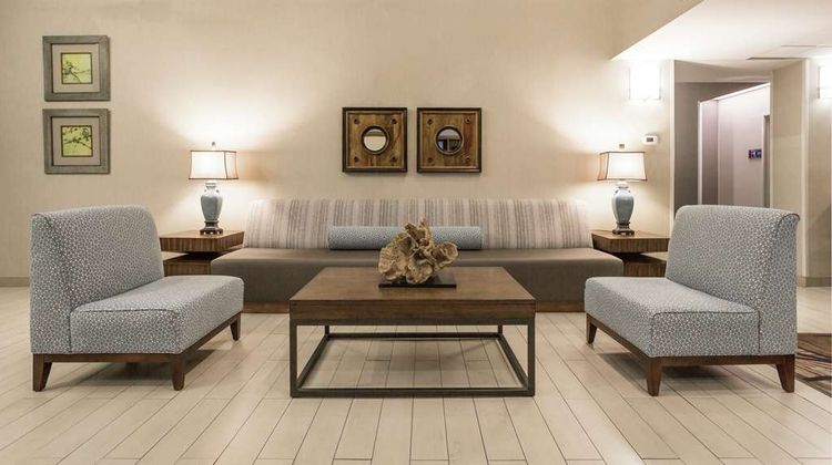 Hampton Inn Morehead City Lobby