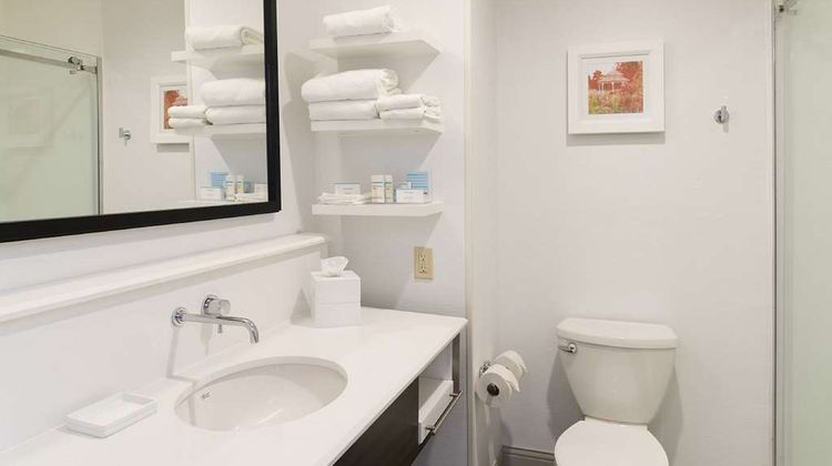 Hampton Inn Mt Pleasant Room