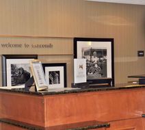 Hampton Inn Macomb Lobby