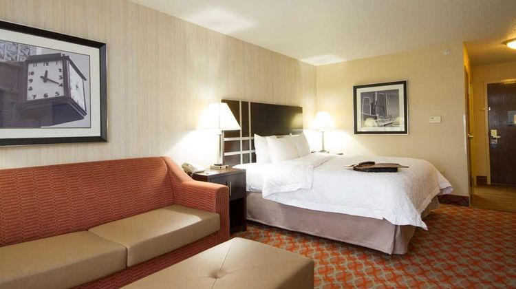 Hampton Inn Marshall Room
