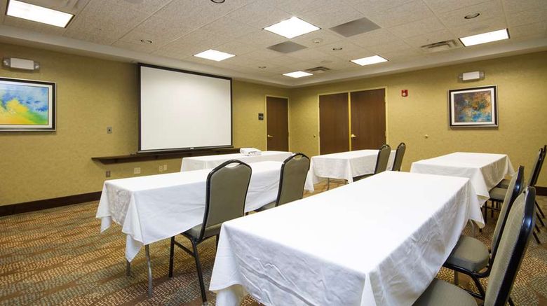 <b>Hampton Inn Marshall Meeting</b>. Images powered by <a href="https://iceportal.shijigroup.com/" title="IcePortal" target="_blank">IcePortal</a>.