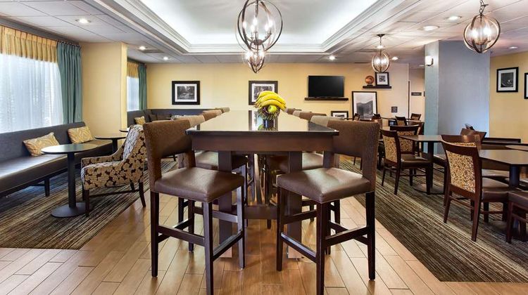Hampton Inn Morganton Lobby