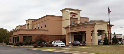 Hampton Inn Martin Exterior