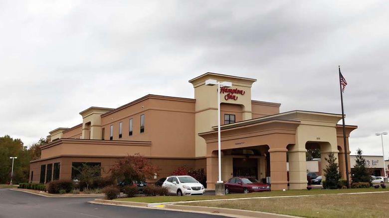 <b>Hampton Inn Martin Exterior</b>. Images powered by <a href="https://iceportal.shijigroup.com/" title="IcePortal" target="_blank">IcePortal</a>.
