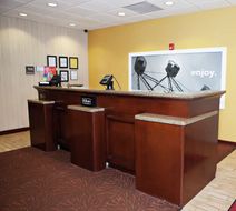 Hampton Inn Martin Lobby