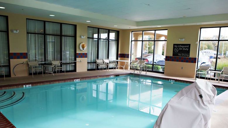<b>Hampton Inn Martin Pool</b>. Images powered by <a href="https://iceportal.shijigroup.com/" title="IcePortal" target="_blank">IcePortal</a>.