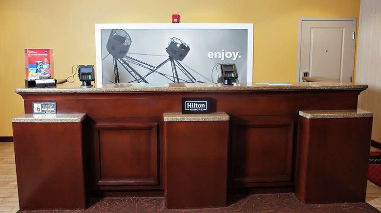 <b>Hampton Inn Martin Lobby</b>. Images powered by <a href="https://iceportal.shijigroup.com/" title="IcePortal" target="_blank">IcePortal</a>.