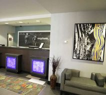 Hampton Inn Muskogee Lobby