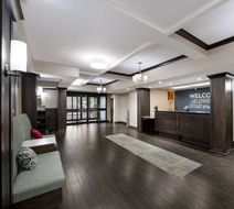 Hampton Inn Marshall Lobby